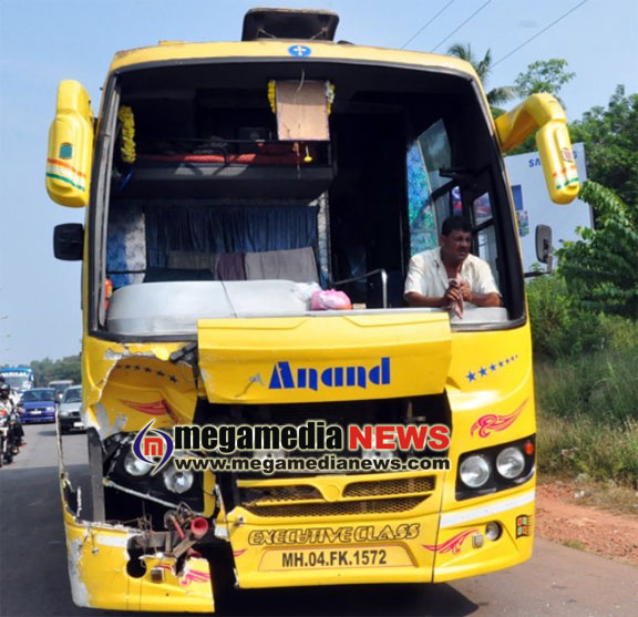 anand bus