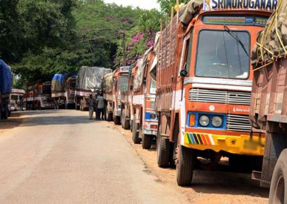 Lorry Owners strike 