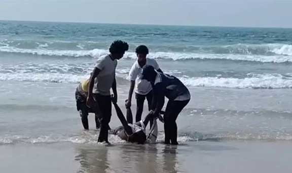 Three engineering students from Bengaluru drowns near Surathkal beach