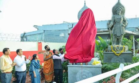 MIA-yakshagana-statue