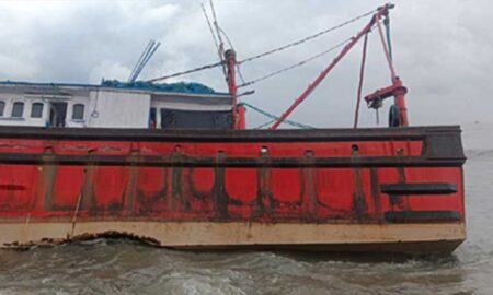 boat-capsizes