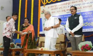 Dharmasthala-award-ceremony