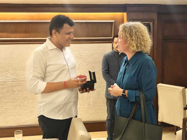 Cap-Brijesh-chowta-Hilary-M