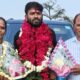 Abhijit-Dipke-with-parents