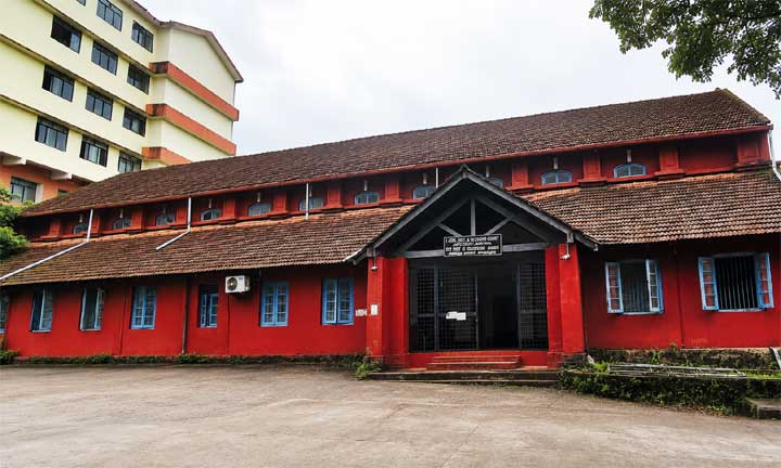 Historic-Court-Building