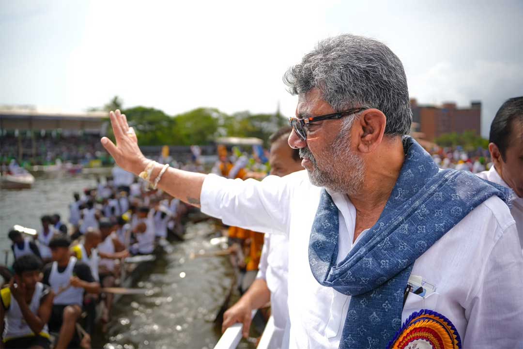 DK-Shivakumar-Alappuzha
