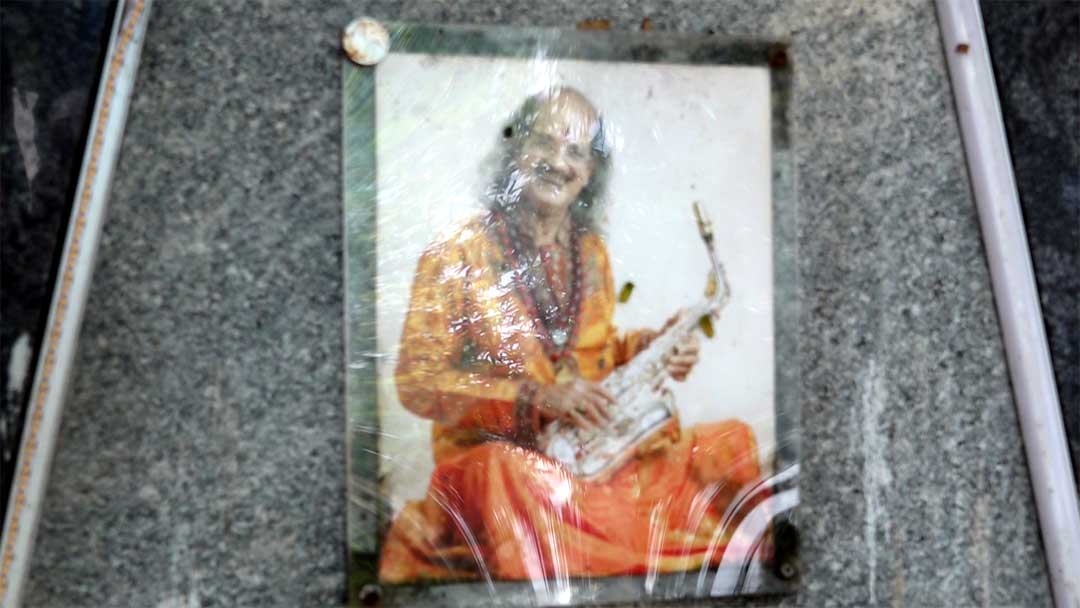Kadri-Gopalnath-statue