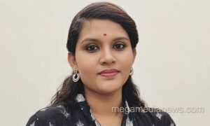 Nashik Woman