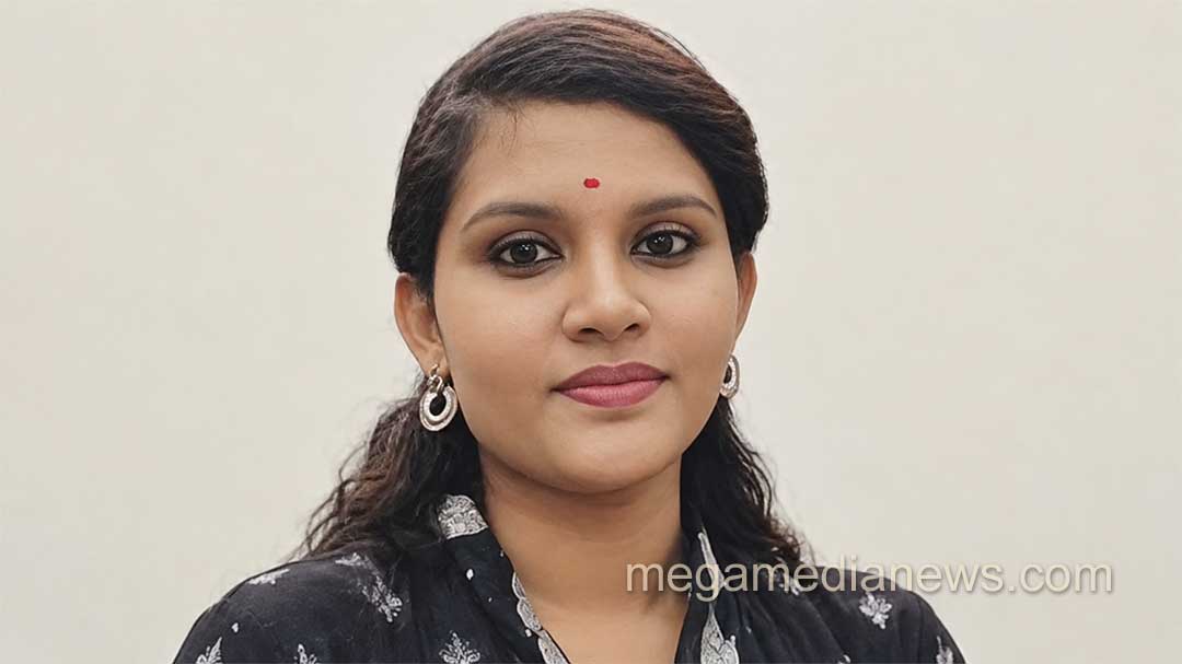 Nashik Woman